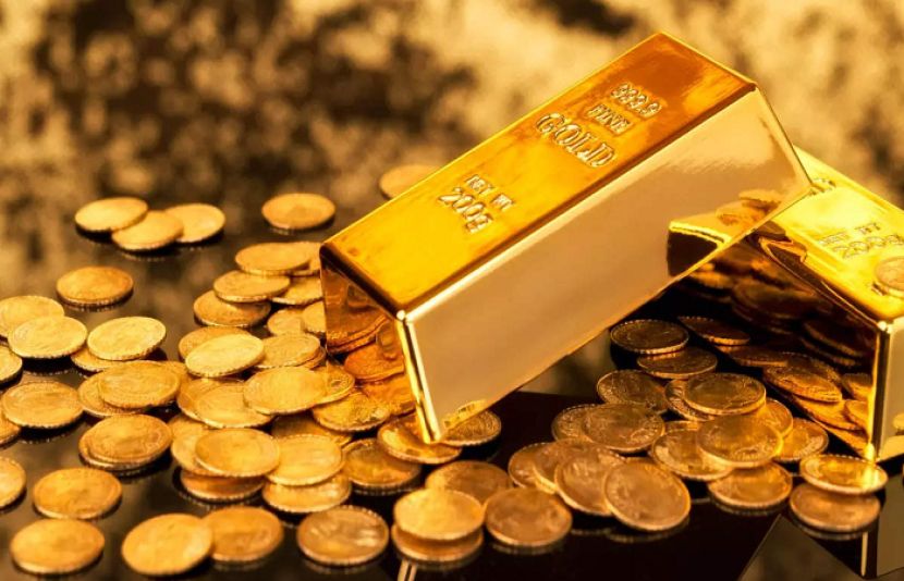 عالمی اور مقامی مارکیٹوں میں سونے کی قیمت آج مسلسل دوسرے دن مزید کم ہو گئی۔