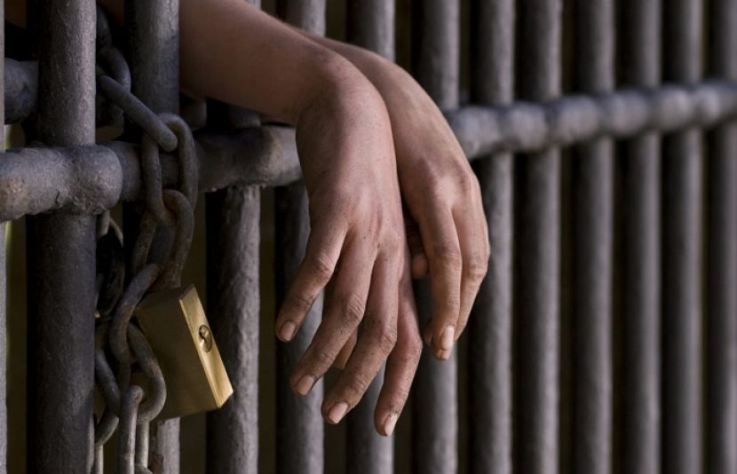  سابق وزیر خزانہ کے بھائی کو قیمتی نوادرات کی اسمگلنگ کے الزام کے 30 برس قید کی سزا