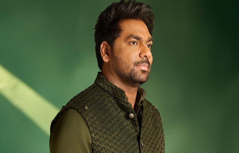 معروف بھارتی اسٹینڈ اپ کامیڈین ذاکر خان نے اپنی صحت اور ذاتی وجوہات کی بنا پر لائیو کامیڈی شوز سے طویل وقفہ لینے کا اعلان کر دیا ہے