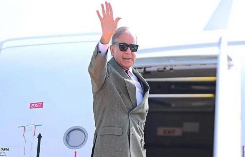 وزیراعظم شہباز شریف سعودی عرب کے دورے کے بعد برطانیہ پہنچ گئے