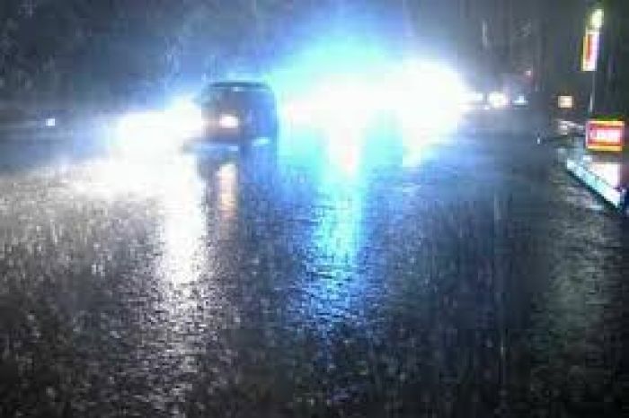 ملک کے بیشتر علاقوں میں مطلع ابر آلود رہنے کے ساتھ ساتھ بارش کا امکان