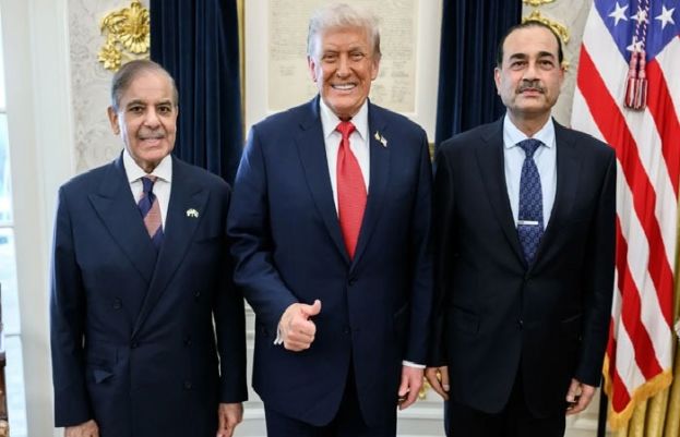 ڈونلڈ ٹرمپ نے ایک بار پھر پاکستان کے وزیراعظم اور فیلڈ مارشل کی تعریف کی