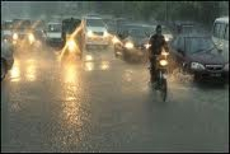 ملک کے مختلف علاقوں میں بارشوں کے باعث سردی