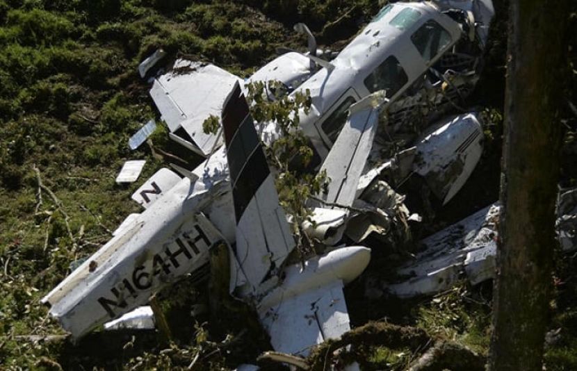 برازیل میں طیارہ گر کر تباہ