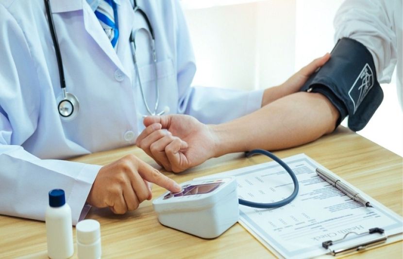 ایسی 5 جسمانی علامات جنہیں نظرانداز کرنا خطرناک ثابت ہو سکتا ہے