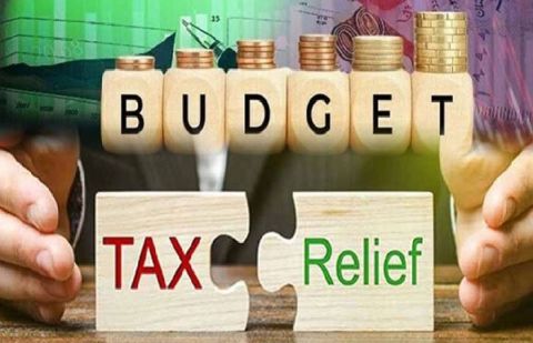 بجٹ میں تنخواہ دار طبقے پر ٹیکس ریلیف دینے کا بڑا فیصلہ