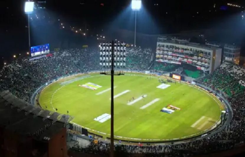 پاکستان سپر لیگ کے 11ویں ایڈیشن کا میلہ لاہور کے قذافی سٹیڈیم میں پوری آب و تاب کے ساتھ جاری ہے