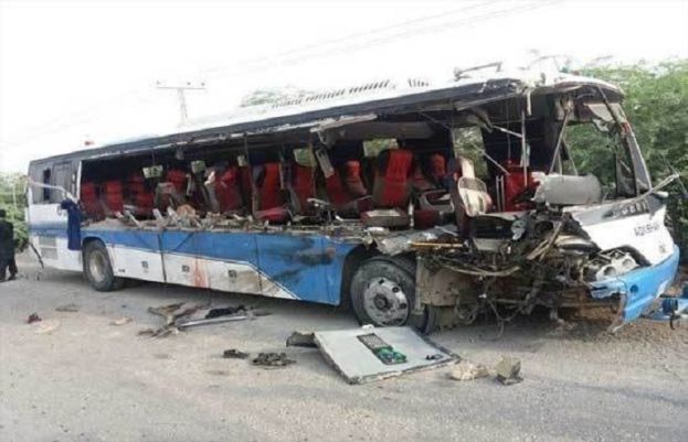  دو مسافر کوچیں ٹکرا گئیں، 6 افراد جاں بحق