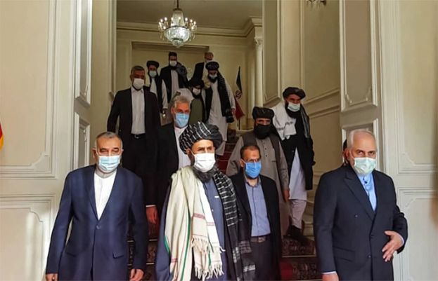 افغان وزیر خارجہ امیر خان متقی کی ایرانی ہم منصب سے ملاقات