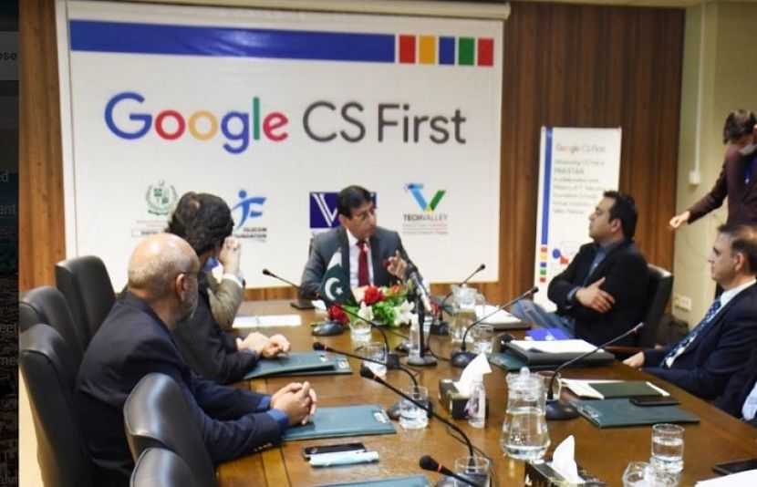 گوگل نے پاکستان کمپیوٹر سائنس کا آن لائن پروگرام
