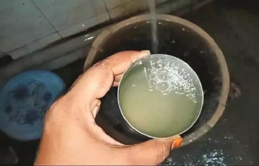 آلودہ پانی پینے سے 9 افراد ہلاک، 200 سے زائد اسپتال،تحقیقات کا حکم