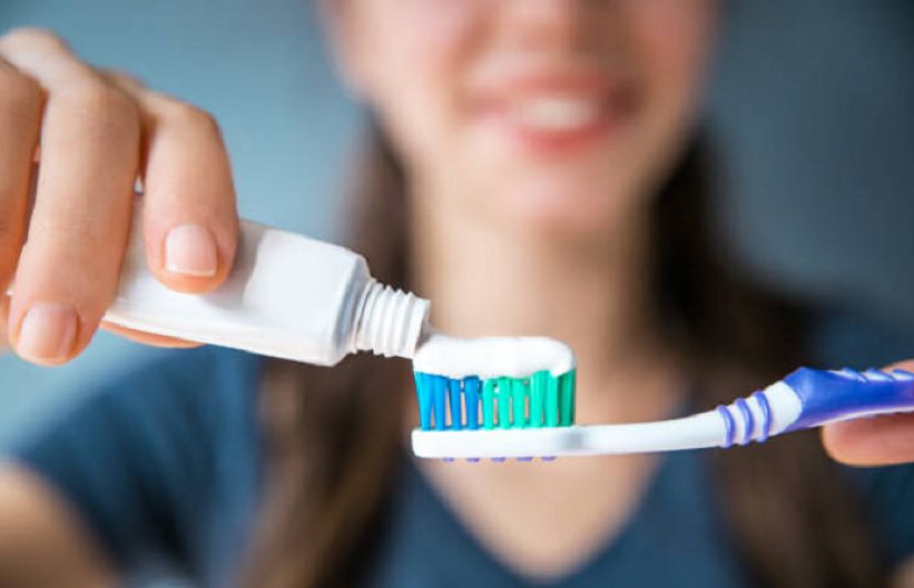 بالوں پر مبنی ٹوتھ پیسٹ، سائنس کی حیرت انگیز پیشکش دانتوں کیلئے