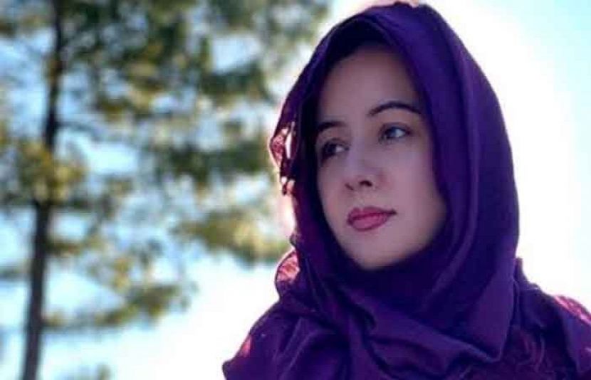 گلوکارہ رابی پیرزادہ