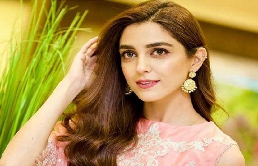 مایا علی کی گھر کی صفائی کرتے ہوئے ویڈیو