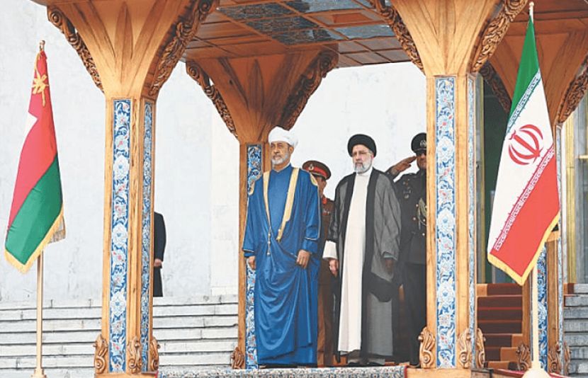 عمان کے سلطان 2 روزہ دورے پر ایران پہنچ گئے