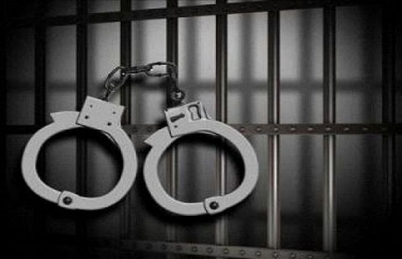 انسداد منشیات کے سربراہ کو اسمگلروں سے تعاون پر 17 سال قید سزا