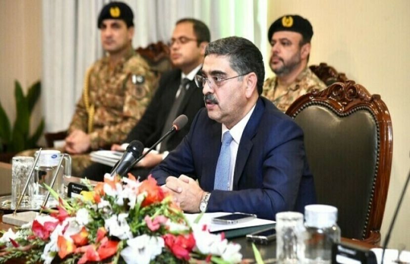 نگران وزیر اعظم انوارالحق کاکڑ