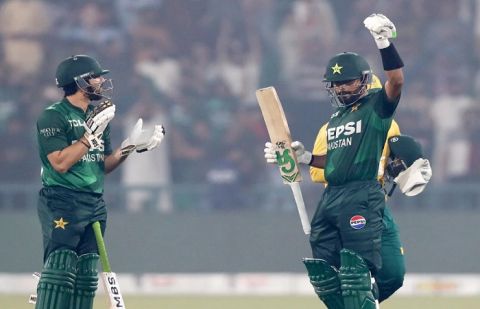 تیسرا ٹی ٹوئنٹی: پاکستان کی جنوبی افریقہ کو 4 وکٹوں سے شکست