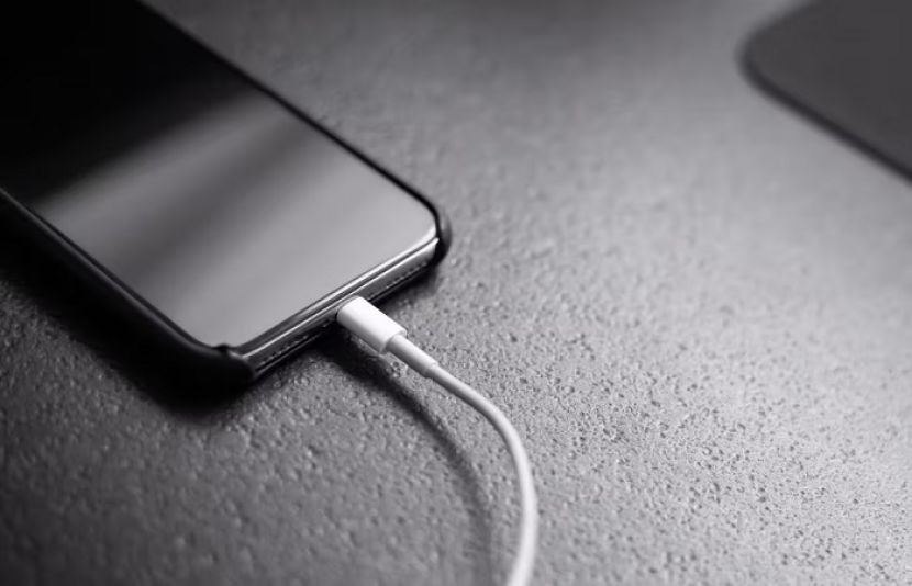 مصر کے علاقے شبرا الخیمہ میں موبائل فون کے چارجر کی شارٹ سرکٹ سے لگی آگ نے ایک پورے خاندان کی زندگی نگل لی