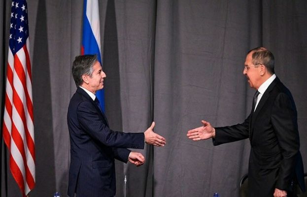 روسی وزیر خارجہ سرگئی لاروف اور امریکی سیکریٹری خارجہ انٹونی بلنکن