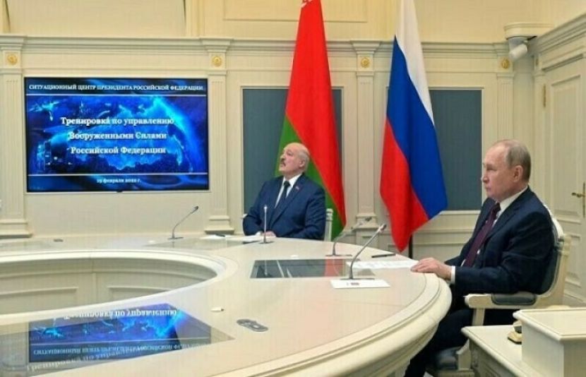 روسی صدر ولادیمیر پیوٹن نے بیلاروس میں اپنے جوہری ہتھیار رکھنے کا معاہدہ ہونے کا اعلان کیا