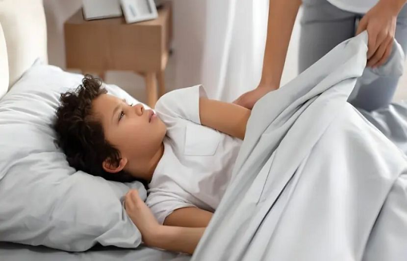 بچوں کو وقت پر اسکول کیلئے کیسے جگائیں؟ آسان ٹپس