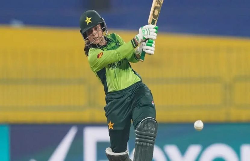 سدرہ امین کا عالمی اعزاز، دنیا کی 10 بہترین بلے بازوں میں شامل