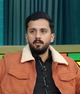 رجب بٹ اور اہلیہ ایمان رجب کی مشہور ڈرامے میں انٹری