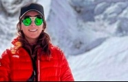 پاکستانی کوہ پیما نائلہ کیانی نے دنیا کی پانچویں بلند چوٹی مکالو سر کر لیا